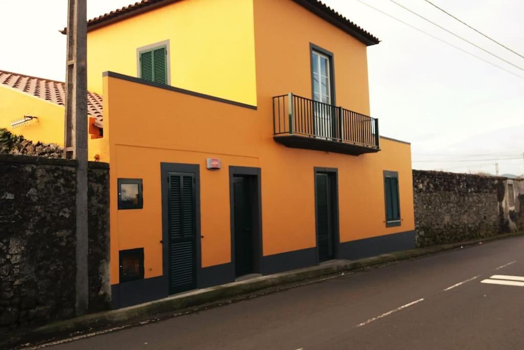 Casa Amarela De Santana Ribeira Grande